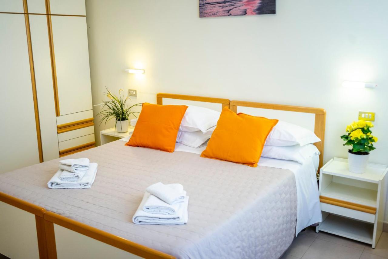 Hotel Romagna Riccione Esterno foto