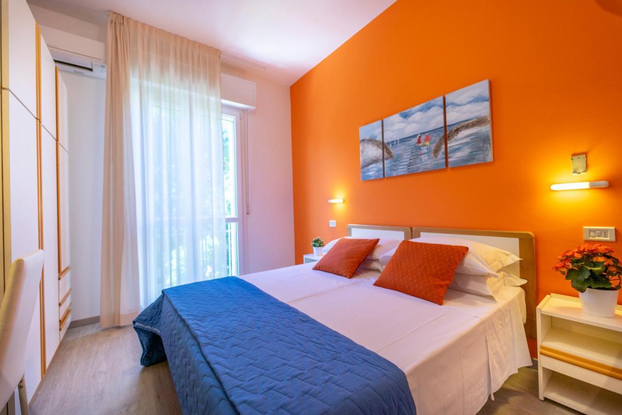 Hotel Romagna Riccione Esterno foto